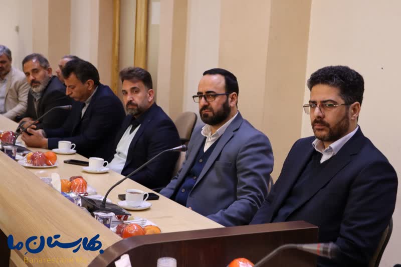 تکریم-مهندس-حمیدرضا-رحیمی-و-معرفی-دکتر-احمدی-به-عنوان-سرپرست-شرکت-عمران-بهارستان